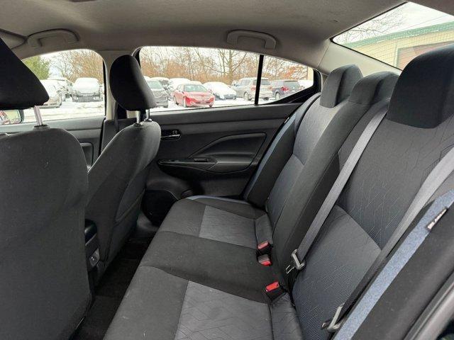 Nissan Versa  2024