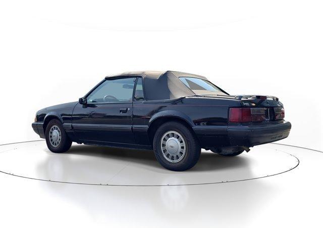 Ford Mustang  1988