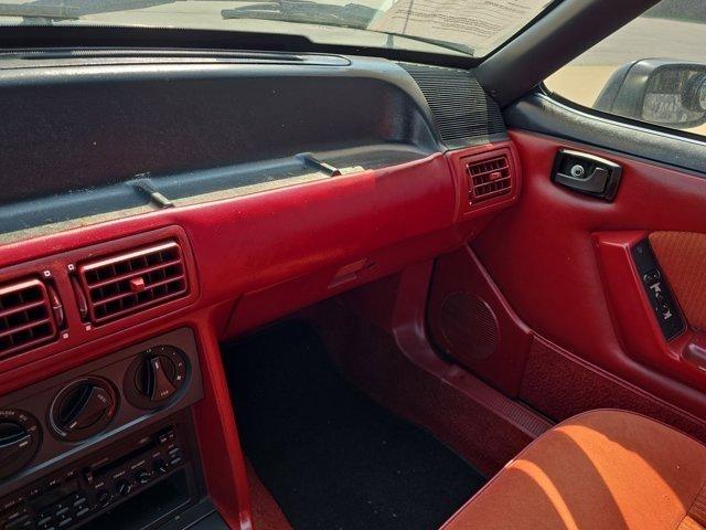Ford Mustang  1988