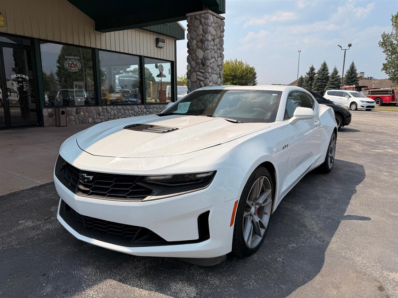 Chevrolet Camaro  2021