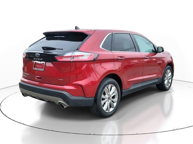 2024 Ford Edge Titanium photo 4