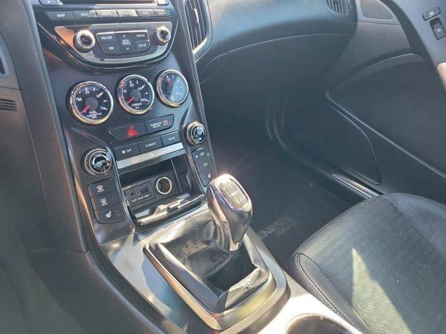 Hyundai Genesis Coupe  2013