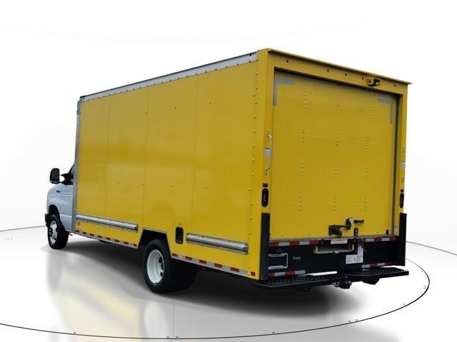 Ford Econoline  2024