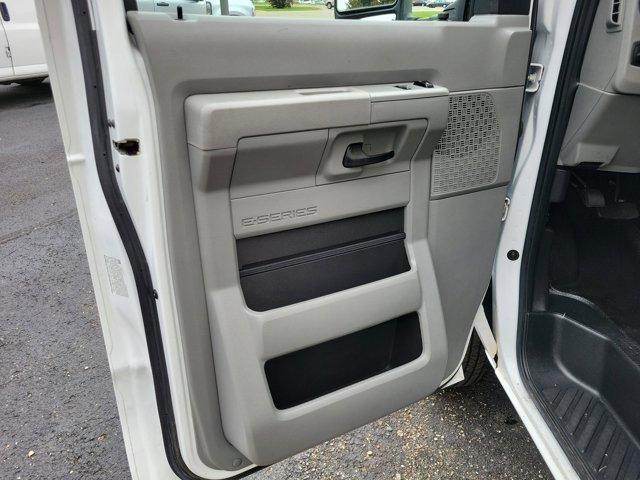 Ford Econoline  2024