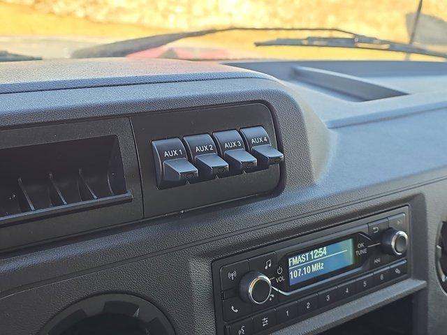 Ford Econoline  2024