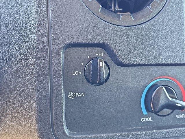 Ford Econoline  2024