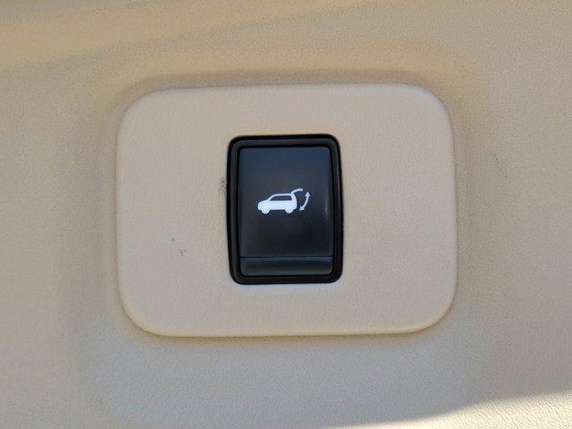 Nissan Pathfinder  2020