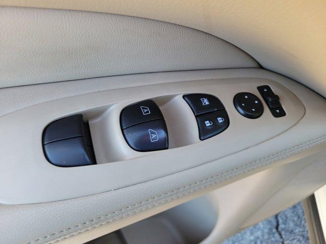 Nissan Pathfinder  2020