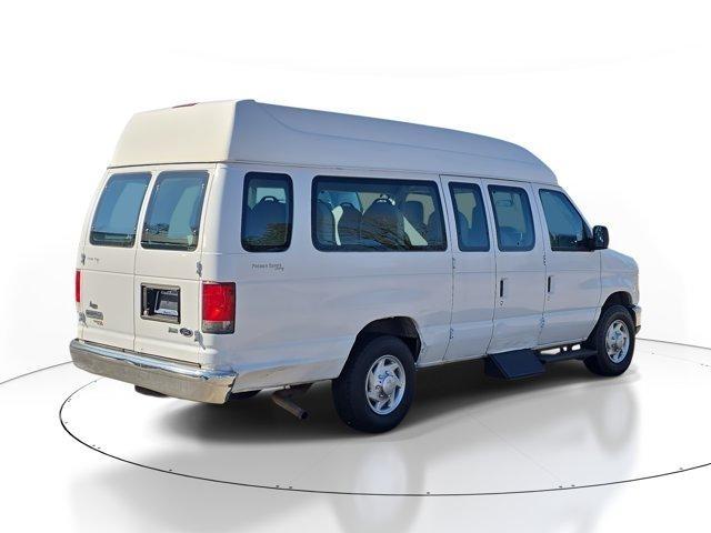 Ford Econoline  2013