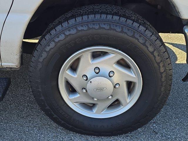 Ford Econoline  2013