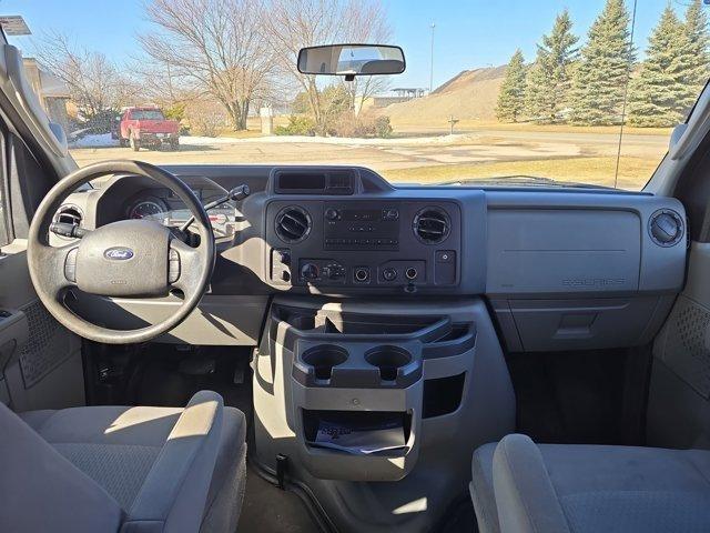 Ford Econoline  2013