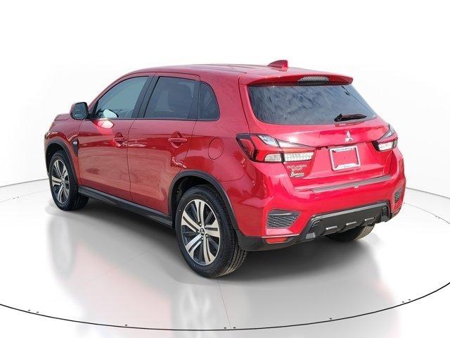 Mitsubishi Outlander Sport  2024