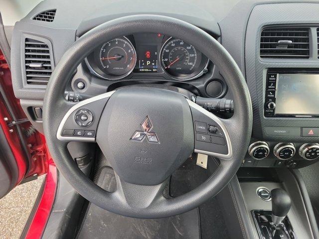 Mitsubishi Outlander Sport  2024