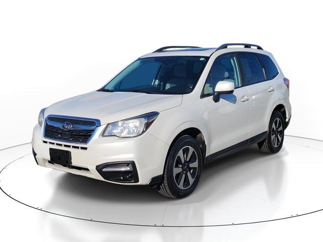 2018 Subaru Forester 2.5i Premium photo 2