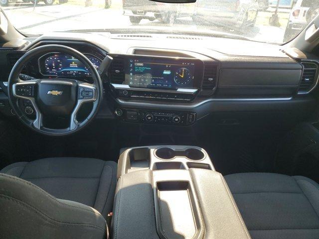 Chevrolet Silverado 1500  2025