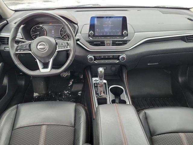 Nissan Altima  2023