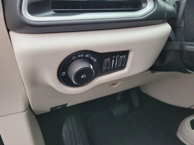 Chrysler Pacifica  2022