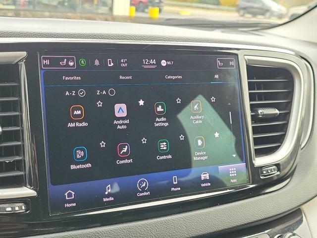 Chrysler Pacifica  2022