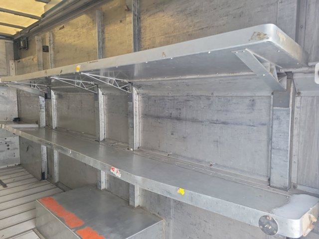 Freightliner MT45 Chassis  2004