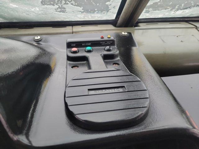 Freightliner MT45 Chassis  2004