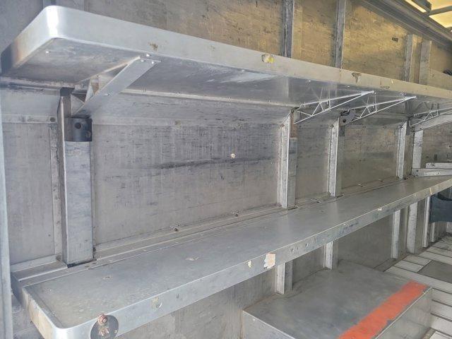 Freightliner MT45 Chassis  2004