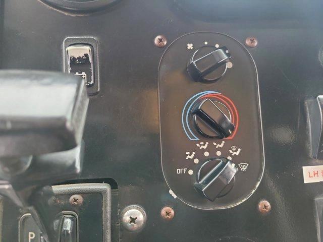 Freightliner MT45 Chassis  2004