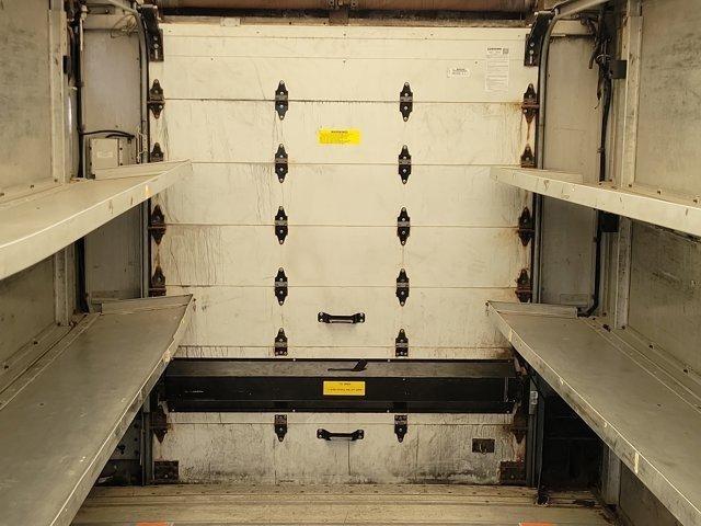 Freightliner MT45 Chassis  2004