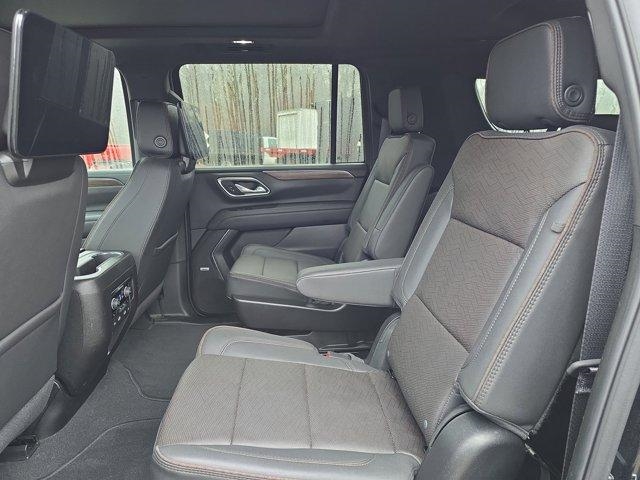 Chevrolet Suburban  2024