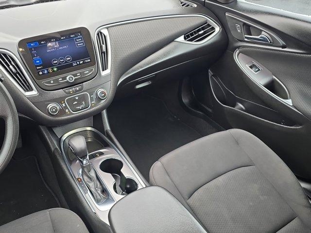 Chevrolet Malibu  2021