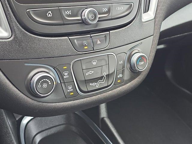 Chevrolet Malibu  2021