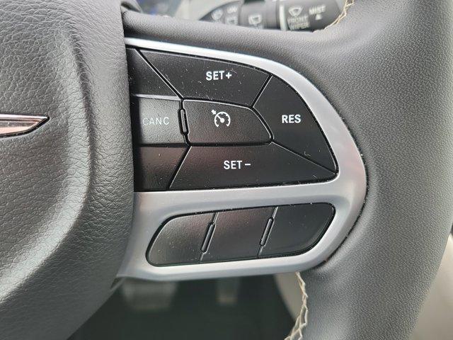 Chrysler Voyager  2023