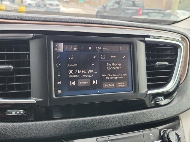 Chrysler Voyager  2023