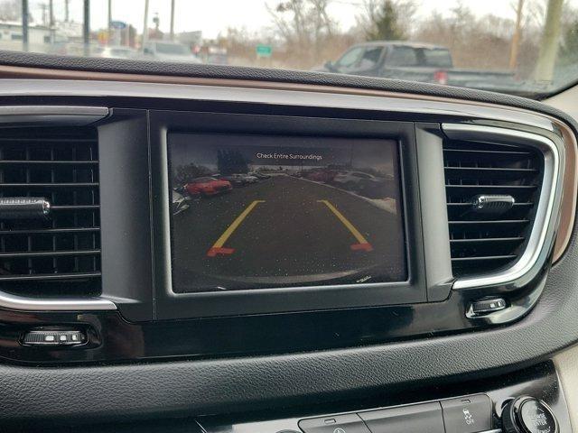 Chrysler Voyager  2023