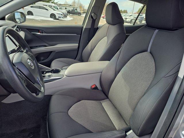 Toyota Camry  2018