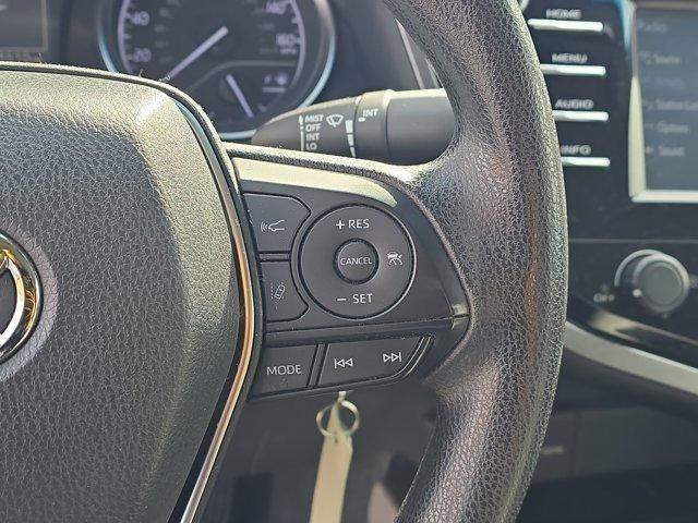 Toyota Camry  2018