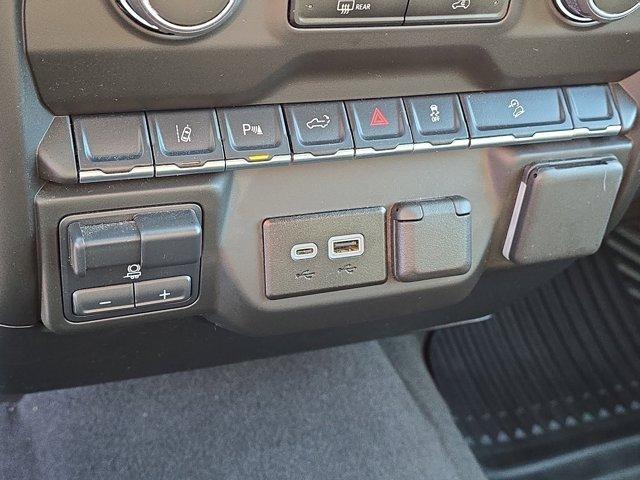 Chevrolet Silverado 2500HD  2025