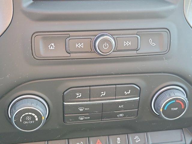 Chevrolet Silverado 1500  2025