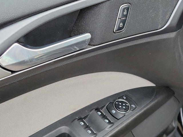 Ford Fusion  2015