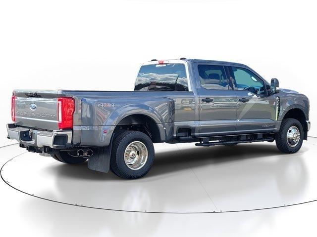 Ford F-350 SD  2025