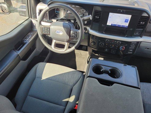 Ford F-350 SD  2025