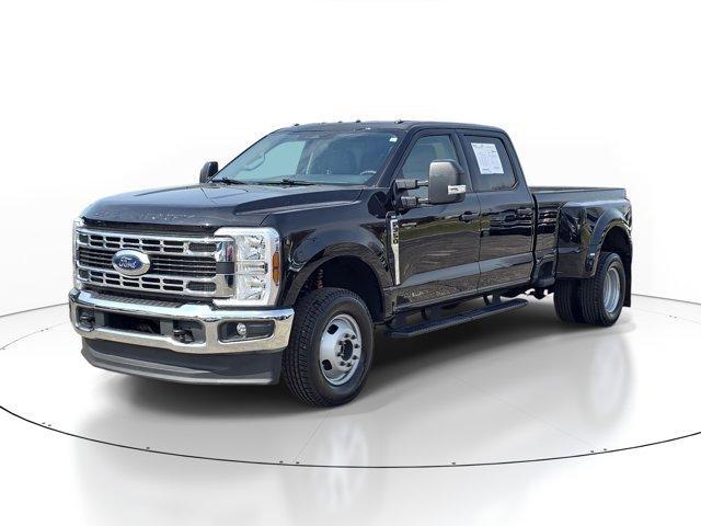 Ford F-350 SD  2025