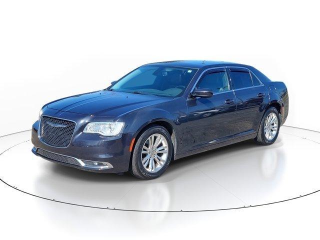 Chrysler 300  2017