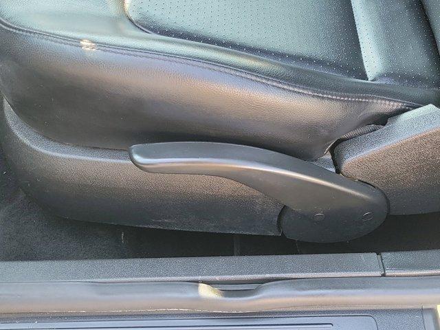 Volkswagen New Beetle  2004