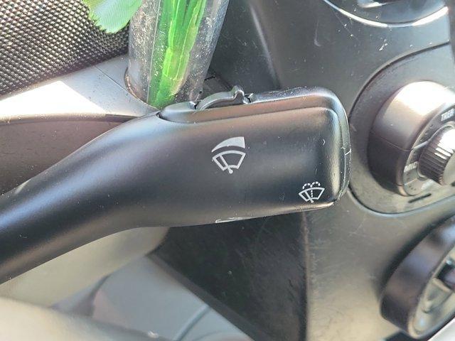 Volkswagen New Beetle  2004