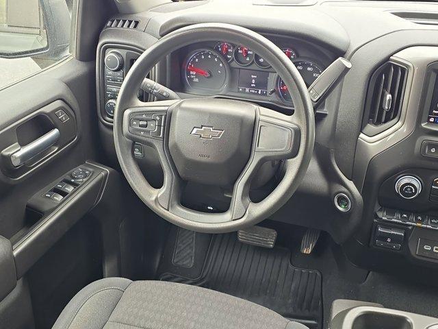 Chevrolet Silverado 1500  2025