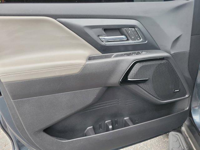 Chevrolet Silverado EV  2026