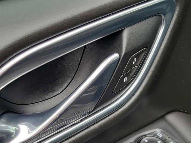 Chevrolet Tahoe  2021