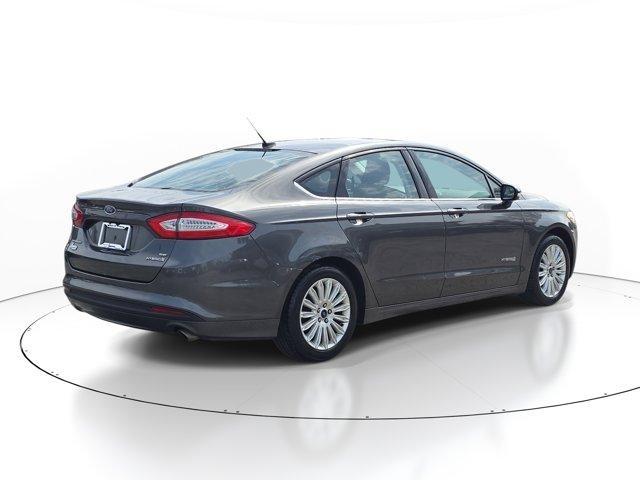 Ford Fusion Hybrid  2016