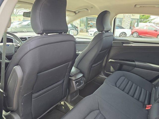 Ford Fusion Hybrid  2016