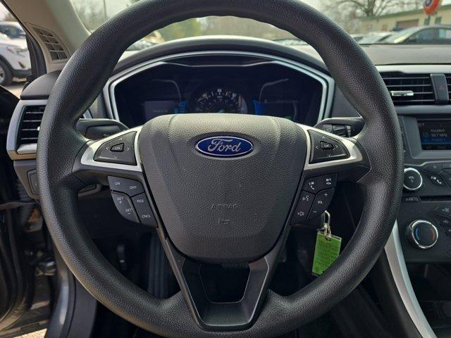Ford Fusion Hybrid  2016